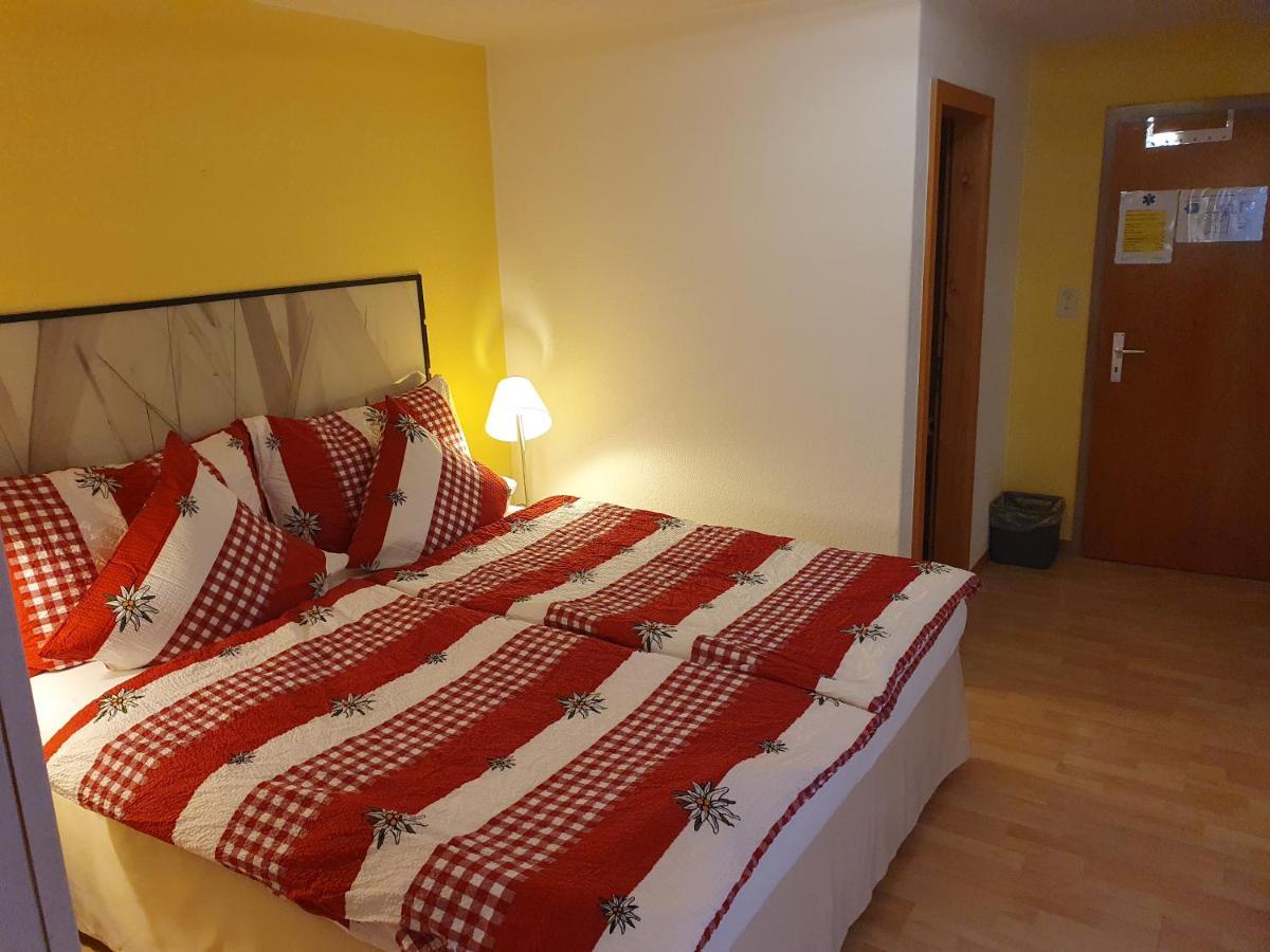 Hotel Rhoneblick Guttet-Feschel Esterno foto