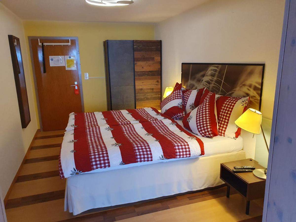 Hotel Rhoneblick Guttet-Feschel Esterno foto