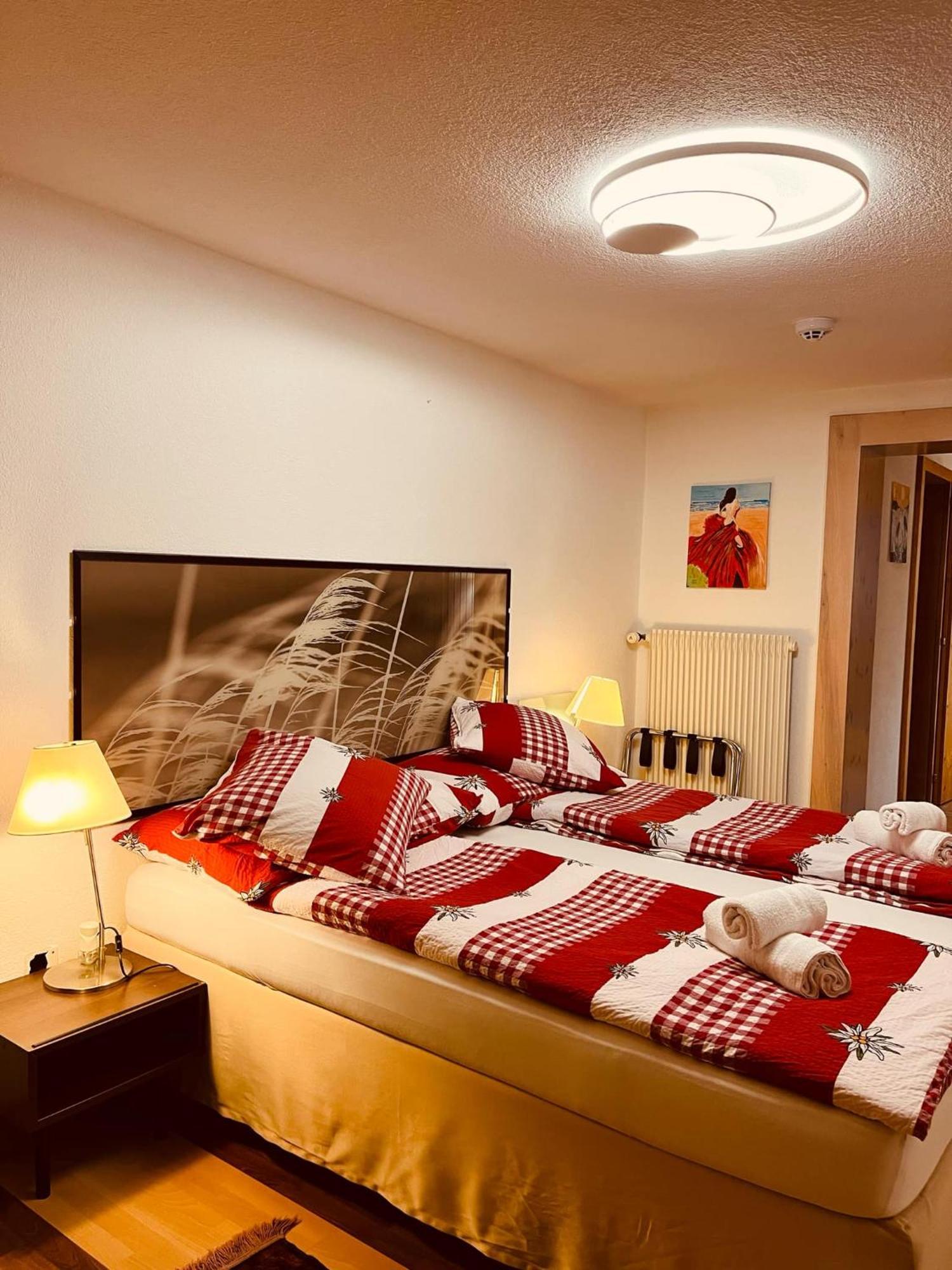Hotel Rhoneblick Guttet-Feschel Esterno foto