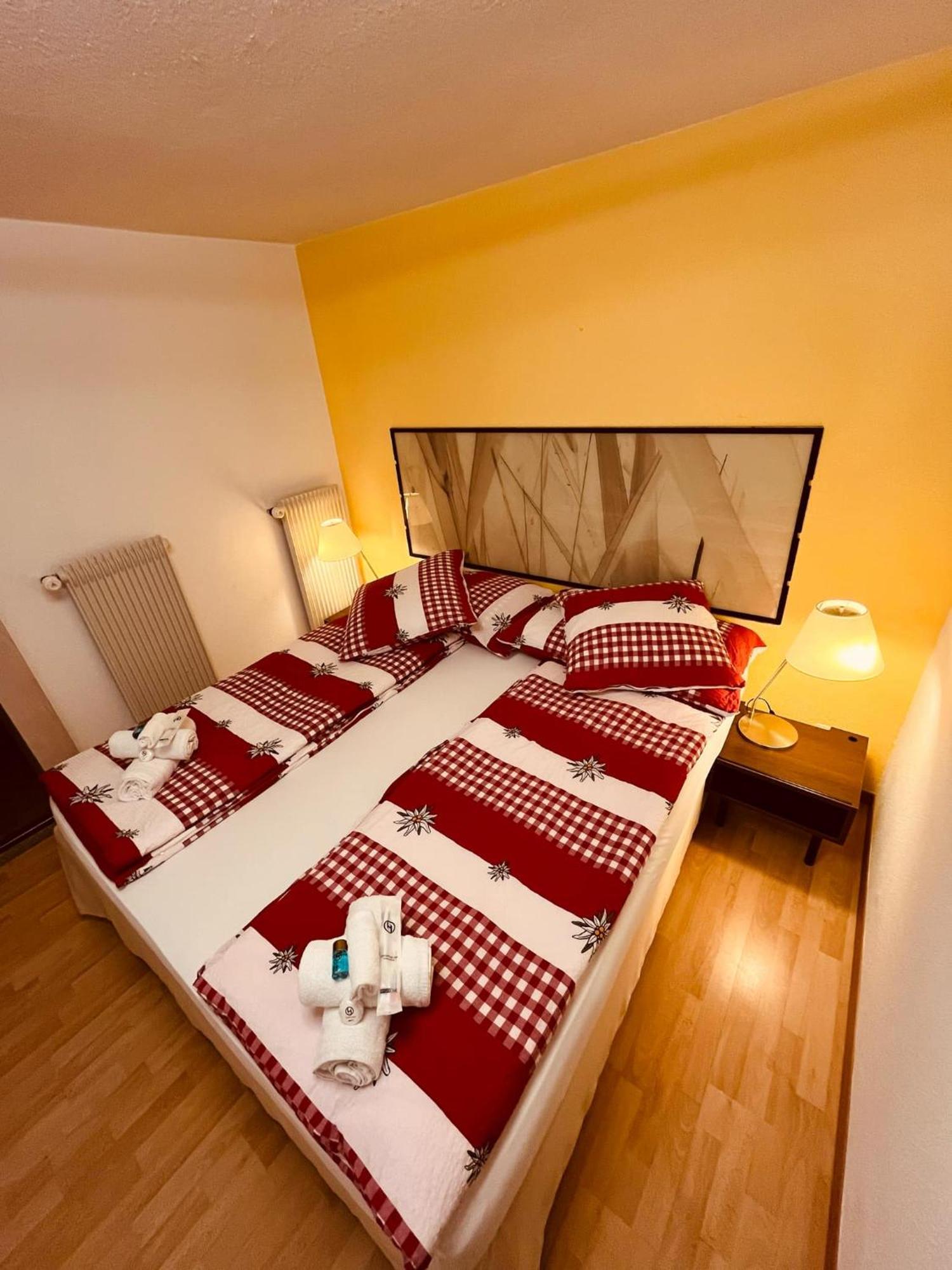 Hotel Rhoneblick Guttet-Feschel Esterno foto