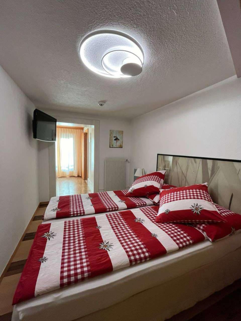 Hotel Rhoneblick Guttet-Feschel Esterno foto